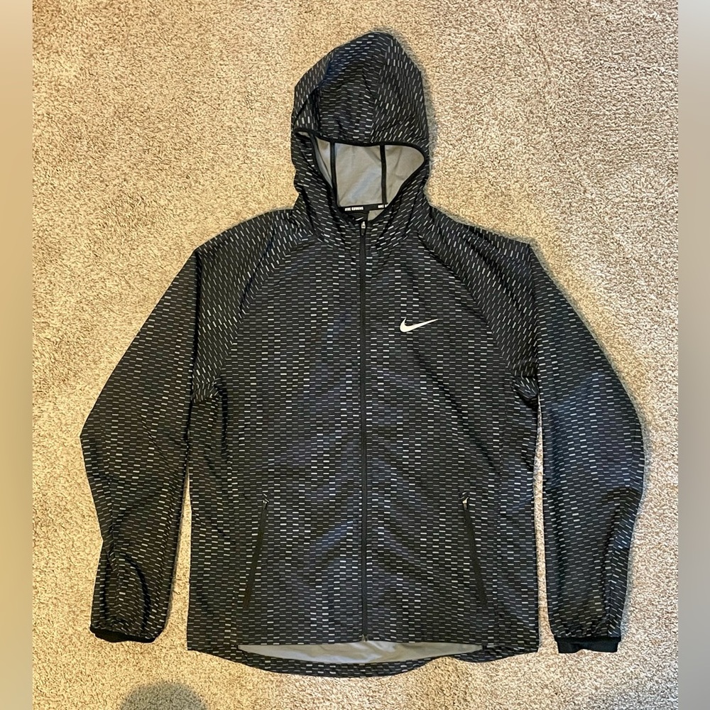 Nike Men's Running Jacket - Size L